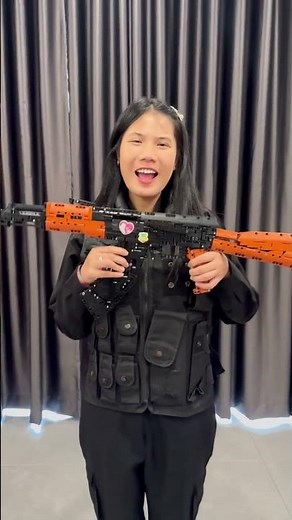 LNS - Đồ chơi súng nerf dỏm & xịn || Rich Gun vs Poor Gun Battle #shorts