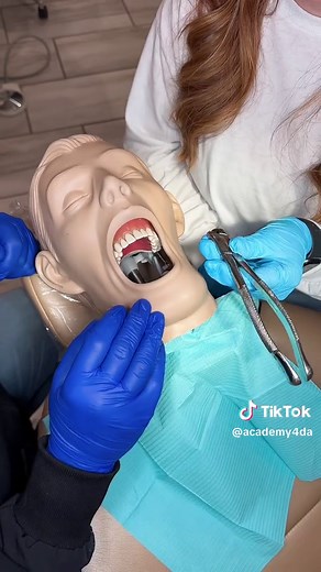 Properly Passing Dental Instruments to Dentist