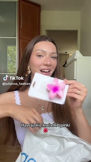 Hawajskie kwiatki spinki za 5 zł w Tedi!