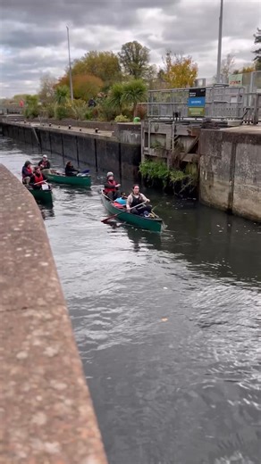 This week our Silver The Duke of Edinburgh's Award team completed their qualifying expedition canoeing on the River Thames. 3 days, nearly 50km paddled and 8 locks later, they’ve smashed it! #aircadets #TeamSussex #noordinaryhobby #EveryCadet | Sussex Wing - Royal Air Force Air Cadets
