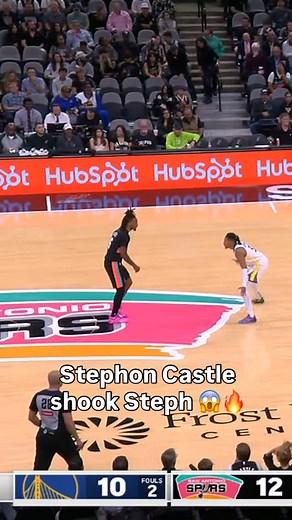 Stephon Castle getting in his bag on Steph. 👀🎒 | Houseofhighlights
