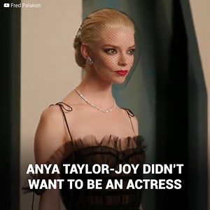36K views · 159 reactions | “I didn’t feel like I fitted in anywhere” Actress Anya Taylor-Joy lived a nightmare through her teenage years. Her classmates mocked her for her appearance. And she confessed she spent all those years “crying in the bathroom”. However, her parents gave her a piece of advice that helped her pull through. And since then, her life was never the same. Follow us on our YouTube channel: https://bit.ly/yt-upsoclicons | Icons + | Facebook