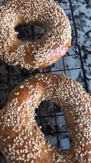 Why bagel boards make sourdough bagels better