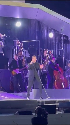 Feeling Good at The O2 with Michael Bublé