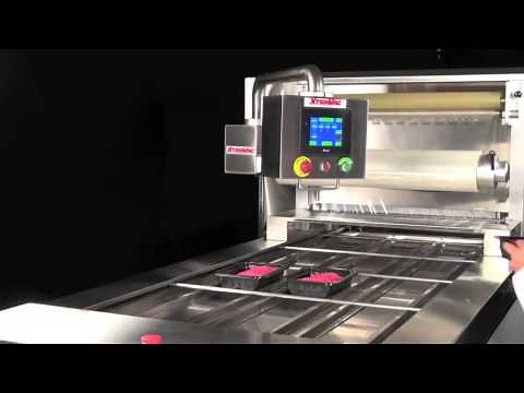 XtraVac TS690 demo with fresh hamburger (ground meat)