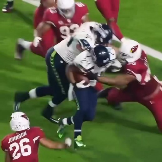 This is soooo epic go hawks !!! | 12th Woman