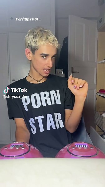 Nail Art Trends: Simple Manicure Ideas for Men