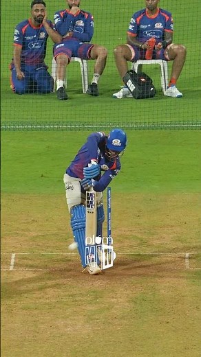 Watch only if you're ready for beast energy 🔥| #MumbaiIndians #OneFamily #TATAIPL #MIvRCB