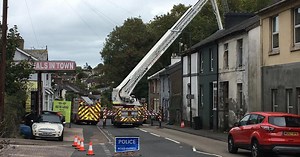 Live updates as house fire closes road in Torquay