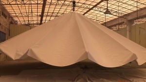 [Hot Item] China Outdoor Sunshade Umbrella Waterproof Roof Covering Wind Tensile Fabric Awnings Party Tent Hotel Awning