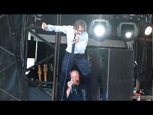 Disco 2000 by Pulp @ Glastonbury 2011