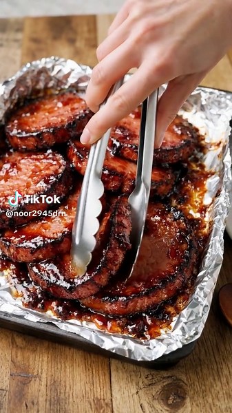 Honey Garlic Glazed Pork Tenderloin Recipe