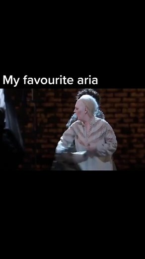 Sondra Radvanovsky Performing 'Quel sangue versato' from Roberto Devereux