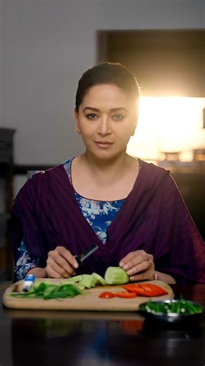 She knows her recipes. And her methods. Hotstar Specials: Mrs. Deshpande Now Streaming only on JioHotstar. #MrsDeshpandeOnJioHotstar | JioHotstar