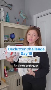 23 reactions · 16 comments | Day 15 of the 20 Days To Declutter Challenge: Bookshelves! ✨ Let’s simplify and style your shelves by keeping only what you love and use. Grab your free declutter checklist by commenting the word "declutter" and I'll DM you the link. #declutter #thedailydiy #declutterchallenge | The Daily DIY | Facebook