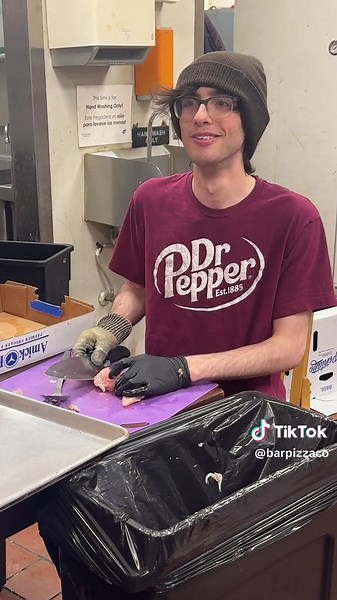 Kitchen talk 🗣️🐔 #BarPizzaCo #Pizza #viral #foodie #fyp | Pizza