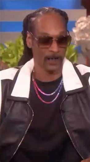 Apple isn’t just a fruit 🍎 #podcast #snoopdogg #joerogan #apple #didyouknow #joeroganpodcast