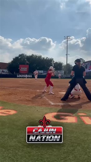 Cecilia Vasquez knocks a double off the wall in center field. Cajuns trail the Rebels 4-2 in the top of the 5th. #cajunnation #ragincajunsoftball #klfysports #klfy #klfyplus | KLFY News 10