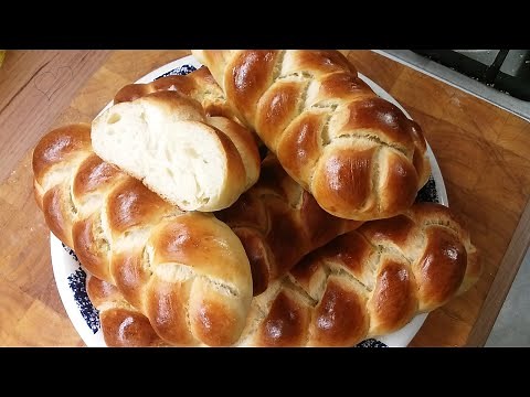 A legjobb foszlós kalács, évek óta ezzel a recepttel csinálom, mindig sikerül :-) 8 db lett ennyiből