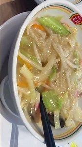 JS（ジャストサイズ） 揚げそば、税込411円 餃子の王将 ぬふふの写真と動画