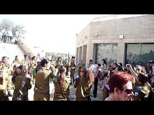 Young Israeli soldiers dancing in Jerusalem 1.MOV