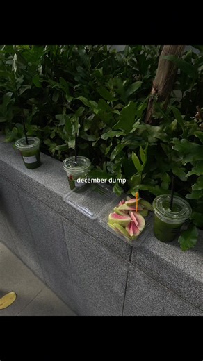 วิดีโอของ tonfaiaiamitnak (@tonfaiaiamitnak) พร้อมเพลง พบ พา ลา จาก - Desktop Error