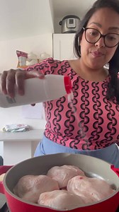 Some recipes require longer than an 8 second reel!!! So here goes my everyday one pot chicken and rice! You can season how you like but this works a treat for me EVERYTIME! Perfect as a mid week meal and you can sub the chicken for veggies like cauliflower and chickpeas and cook in the same way. 4 thiccc chicken thighs on the bone with skin on (hello flavour !!) 1 tbsp garlic ginger paste Heavy tbsp paprika Heavy tbsp cumin powder Salt and pepper X2 maggi cubes Oil Dried limes - can sub for lemo