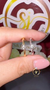 Sparkle in Elegance! ✨ Introducing the Skyla Diamond Ring, crafted in 18k white/yellow gold and adorned with 0.10 carat natural diamonds. Shine bright with this stunning piece for only ₱8,999‼️ 💍 Limited stocks available! 💌 DM us to order #sandjjewelry #diamonds #diamondring #diamondjewellery #engagementring #NaturalEarthminedDiamonds #authenticandlegit #DiamondDelight #JewelryLovers #TimelessGlamour #LuxuryJewelry #AffordableElegance | S&J Jewelry