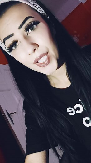 Expressive Hand Gestures in a Vibrant Setting