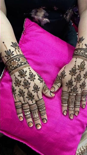 Lotus disigne #viral #shorts #trending #mehndi #bridal #yt #newmehndidesign