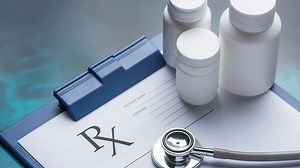 License suspension for doctor who admitted role in prescription scheme