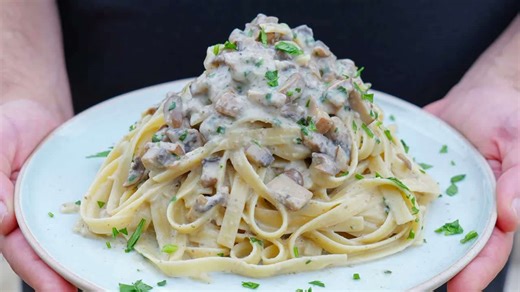 How to make creamy mushroom pasta like an Italian
