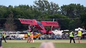 785K views · 8.6K reactions | Check out this short takeoff and landing at the twilight STOL demo at EAA Oshkosh AirVenture 2021: Jon Humberd in his Super 701, a Zenith STOL CH 701 light sport utility kit airplane with a 130-hp UL Power UL350iS engine. Video courtesy of Udonna Eke-Okoro. #osh21 #super701 #ch701 | Zenith Aircraft | Facebook