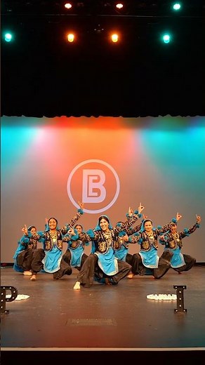 Girls Bhangra to Naag! #bhangraempire #naag #jazzyb