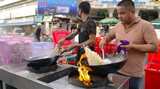 在炎热的天气里惊人的沃克技能！-柬埔寨街头食品