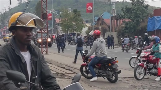 Jean Fils Du Tonnerre on Instagram: "🚨 URGENT – GOMA SE LÈVE 🔥🇨🇩 On ne libère pas un peuple. C’est le peuple qui se libère. Ce matin, Goma est en feu. Malgré les menaces, les intimidations et les tentatives d’intimidation du M23-AFC et de leurs parrains, la jeunesse est sortie comme prévu. Les jeunes ont décidé de marcher, non par violence, mais par dignité. Ils refusent l’occupation. Ils refusent l’humiliation. Ils refusent le silence. Aujourd’hui, Goma dit NON à l’occupation rwandaise. Auj