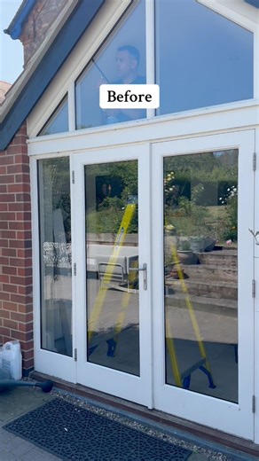 Do people tend to look in to your home? We’ve got you! 🤗Please note that this is primarily for daytime privacy so we still recommend curtains or blinds on a night #windowtint #windowfilm | Solar Control