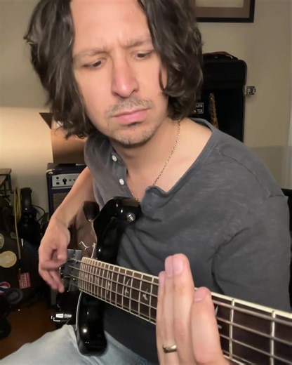 Another ‘unfinished’ tune for you! I picked up this Teisco-made ‘Audition’ guitar for a bargain on the road last year, and those gold foil pickups are perfect for that grungy-yet-spiky bluesy thing - even if you do have to wrestle that thing! Hope you enjoy this one. #guitar #guitarist #blues #bluesrock #bluesguitar #guitarsolo #vintage #vintage #guitar #vintageguitar | DAVY KNOWLES