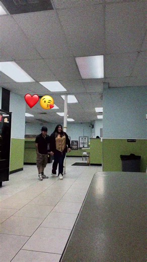 cesar Lopez (@cesarcaal92)’s videos with sonido original - Cualcarro_1_2