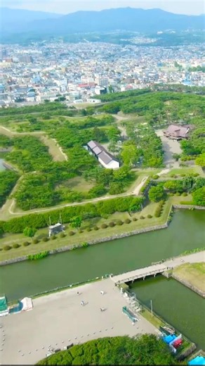 北海道函館📍五稜郭公園そばの六花亭でひと休み‼️Take a sweet break at Rokkatei near Goryokaku Park!