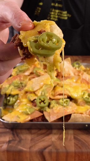 Ultimate Nachos Recipe with Tillamook Sharp Cheddar Shreds