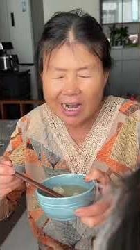 Thưởng thức món mới mẹ chồng nấu… em phải lấy hết can đảm mới dám ăn 😭😂#lamdautrungquoc