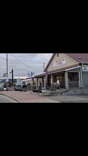 A drive through Berlin Ohio this afternoon.11-10-25 | Amish Country Views