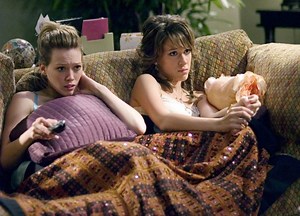 These Netflix Hacks Will Make Your Christmas Binges Even Easier!