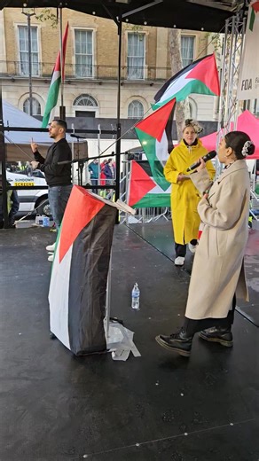 Speaking at today's national march for Palestine, CND General Secretary Sophie Bolt highlightend the lack of aid desperatly needed in Gaza and nuclear-armed Israel's continued attacks on Palestinians and use of chemical weapons. | CND