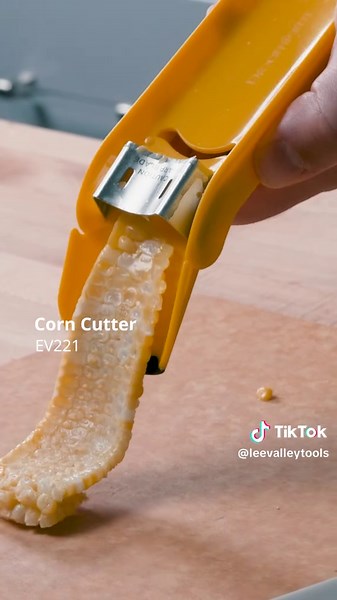 Effortless Corn Removal Tool for Mess-Free Eating