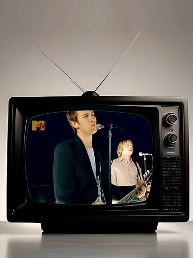 Lifehouse's You & Me: A 2000s Music Classic