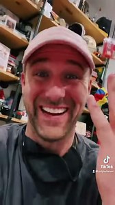 How to insert a gif in an email