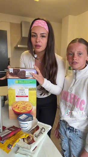 Easy Cornflake Cake Recipe - Viral Easter Baking!