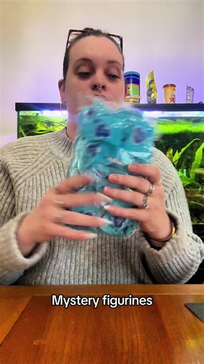 Free sample non candy valentines for the win 💪🏼